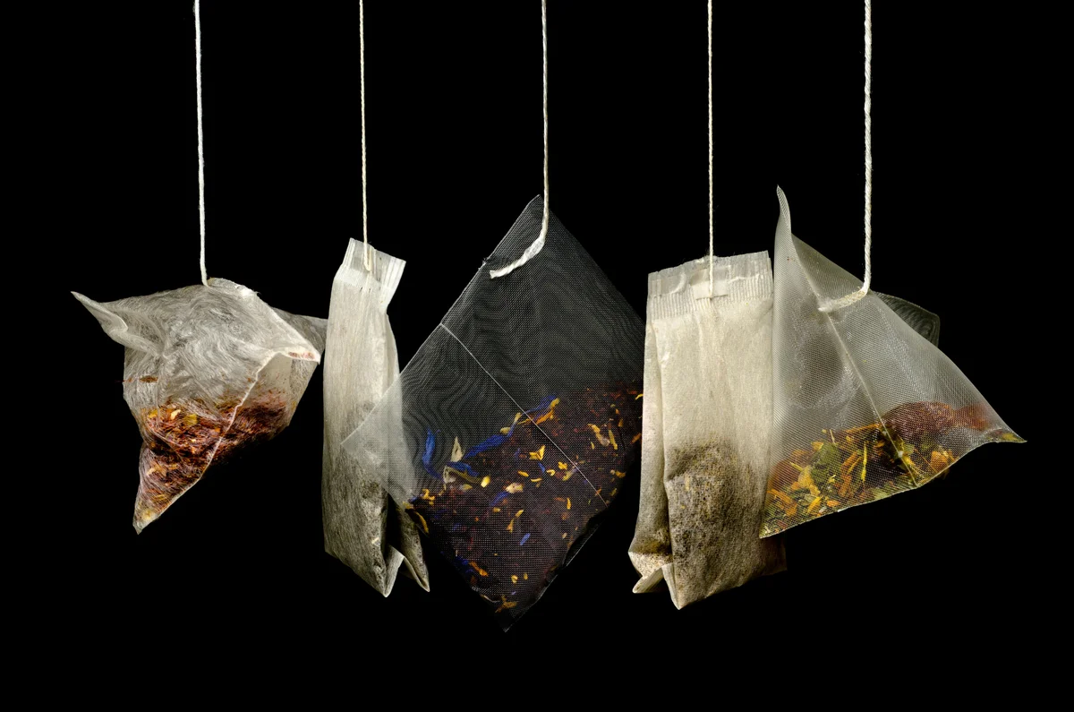 Loose Leaf vs Tea Bags: Quality Isn't Binary (But It's Not Random Either)